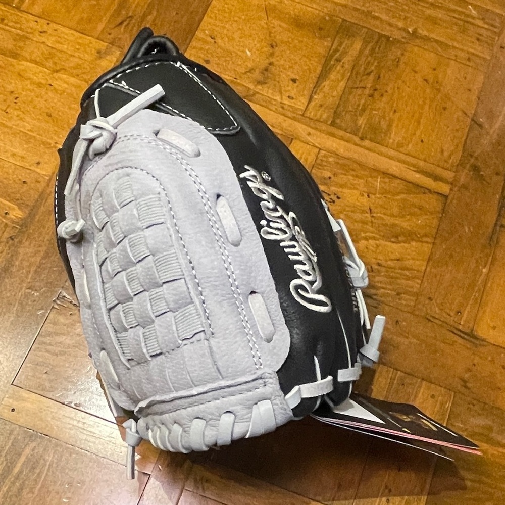 Rawlings Black and White Leather Baseball Glove, Right Handed, Ages 7-9 NWT - Picture 2 of 2